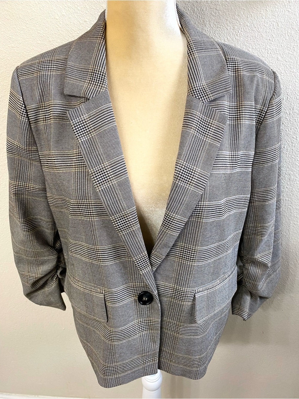 Evereve Astor Plaid Cropped Blazer Large - Picture 4 of 13